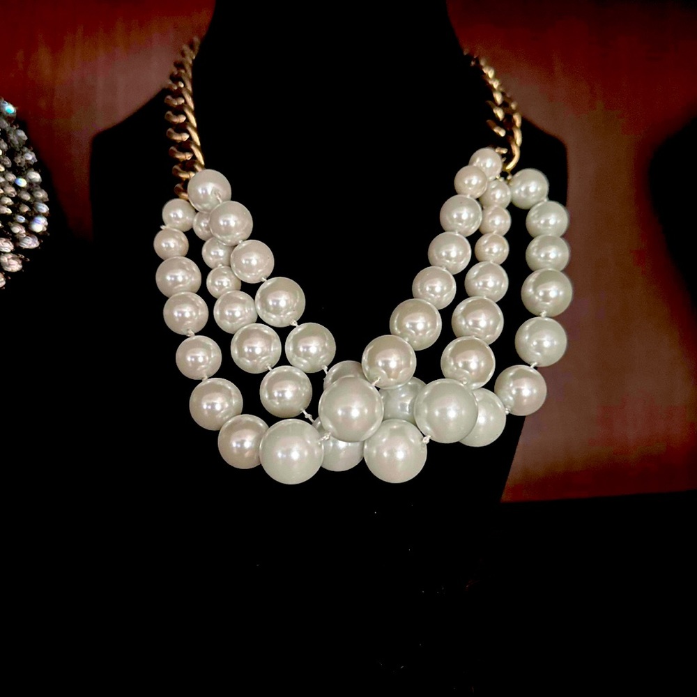 Brand New J Crew Pearl Necklace retails for $99